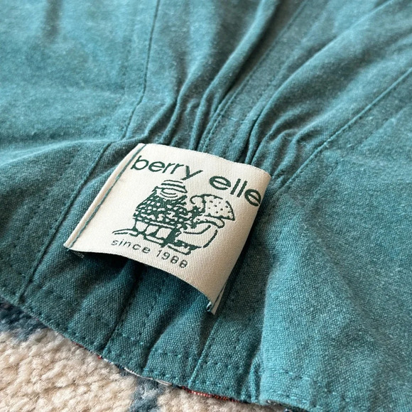 Vintage Reversible handmade tapestry canvas jacket - Size L - made in Canada - Picture 10 of 13